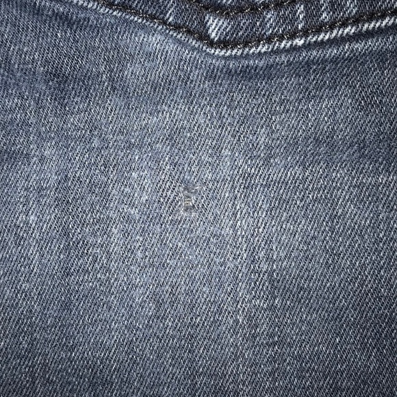 Women’s 7 for all mankind Size 30 Inseam 29 inches - Picture 5 of 6